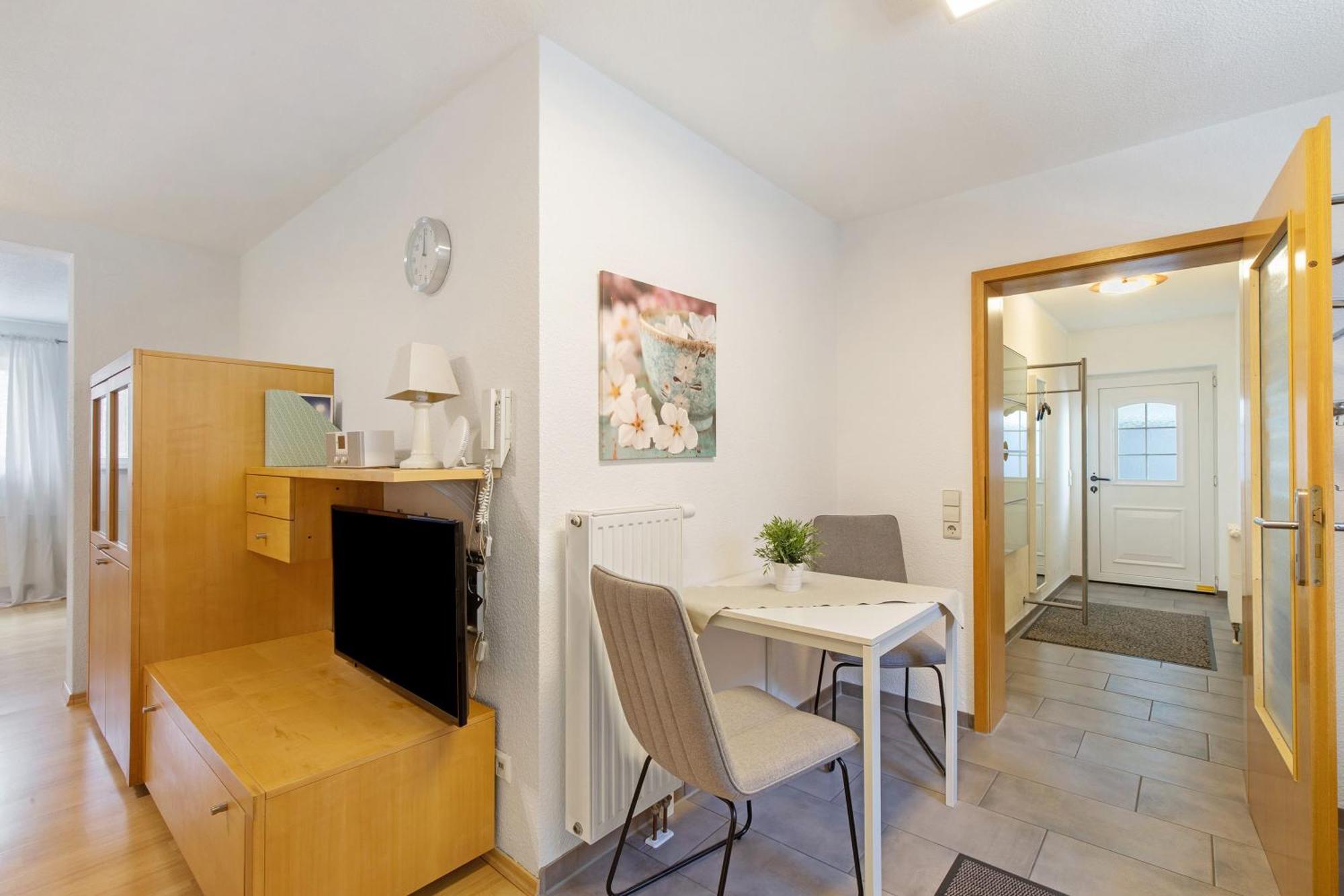 Ferienwohnung Emilia, 36Qm Münsingen Eksteriør billede